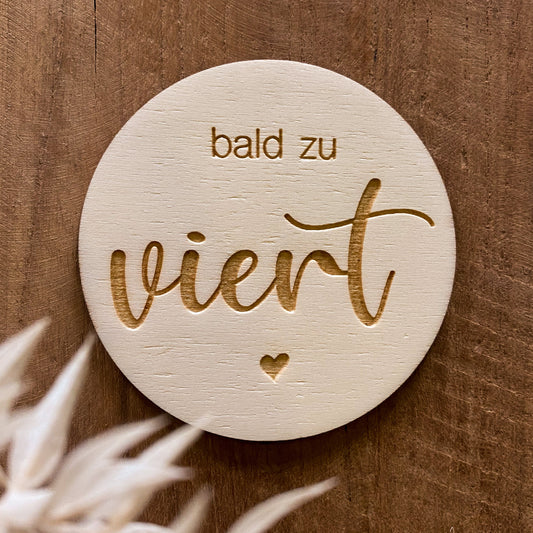 Meilensteinkarte "bald zu viert"